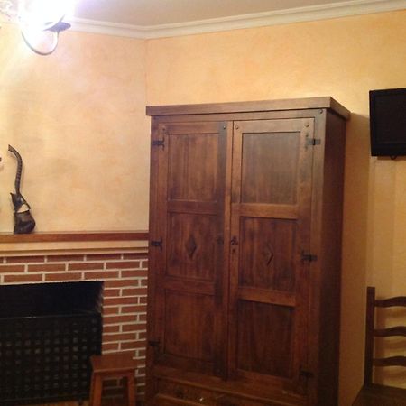 Hotel Julio トルヒーリョ エクステリア 写真